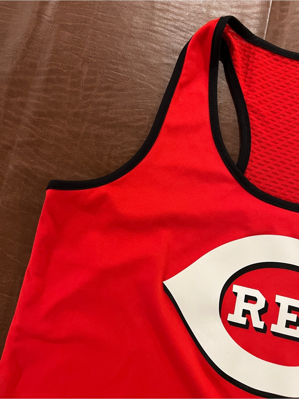 Cincinnati Reds Women’s Activewear Razor Back Tank Top - Large - Picture 4 of 10
